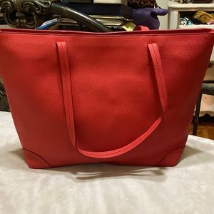 Scarlet red tote bag ❣️